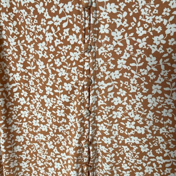 Papermoon floral sleeveless top NWT small - Picture 4 of 5